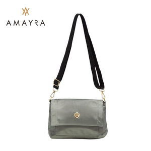Bandolera Kano de Amayra, solapa con broche